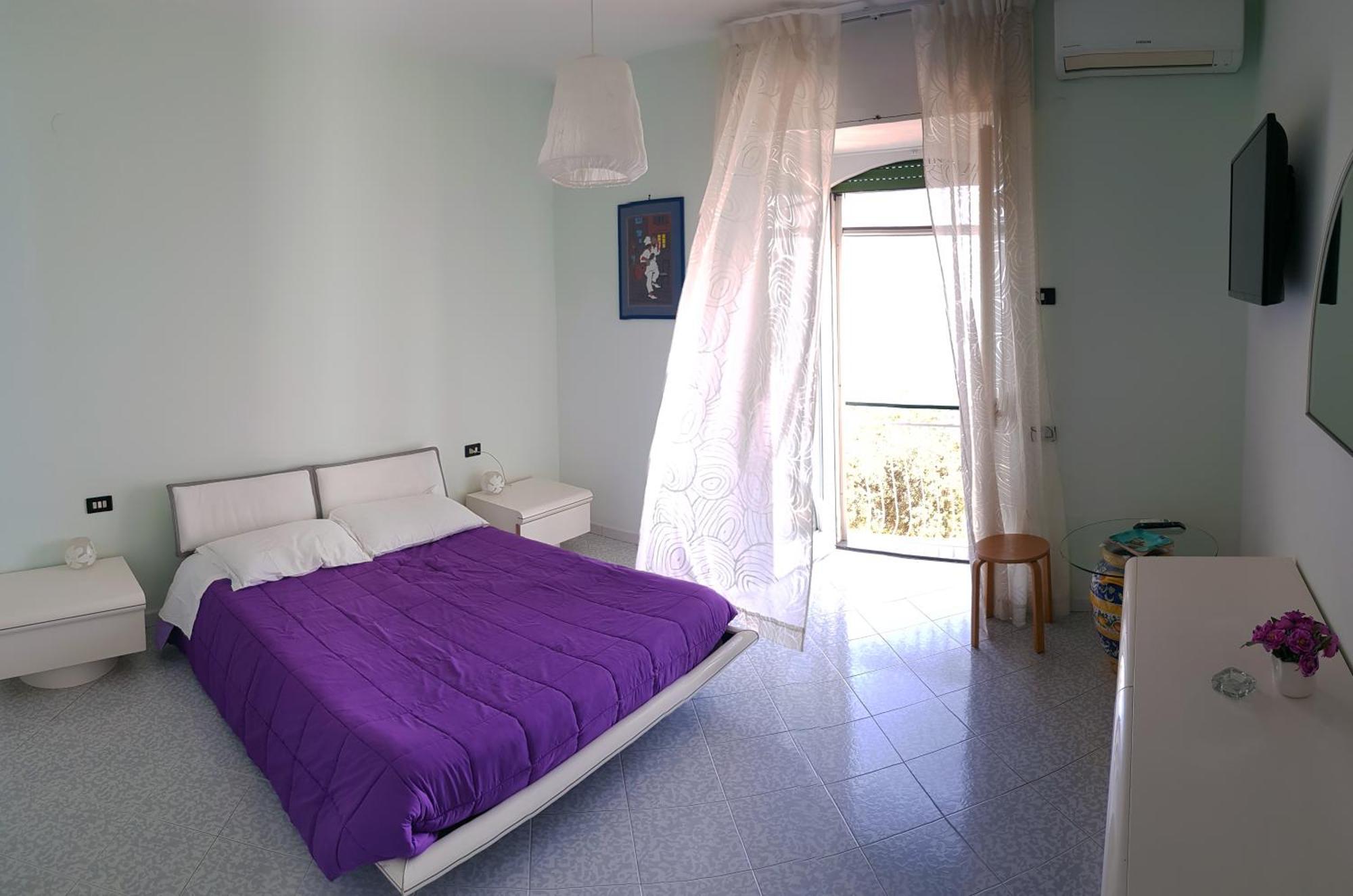 Amalfi Hills Aparthotel Bilik gambar