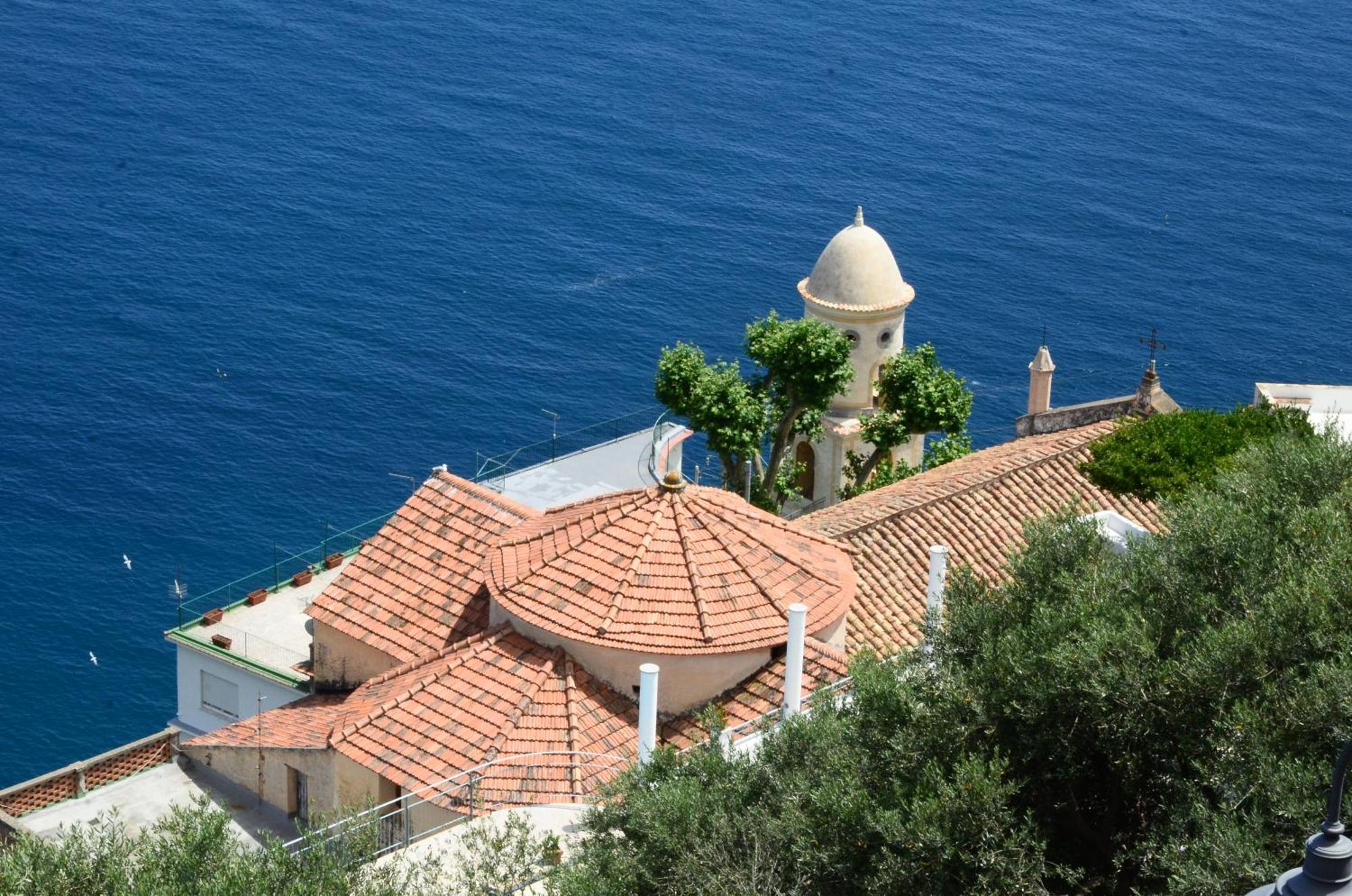 Amalfi Hills Aparthotel Bilik gambar