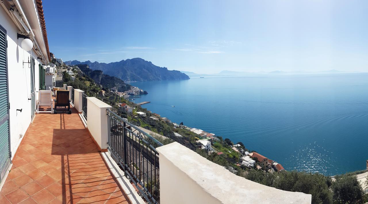 Amalfi Hills Aparthotel Luaran gambar