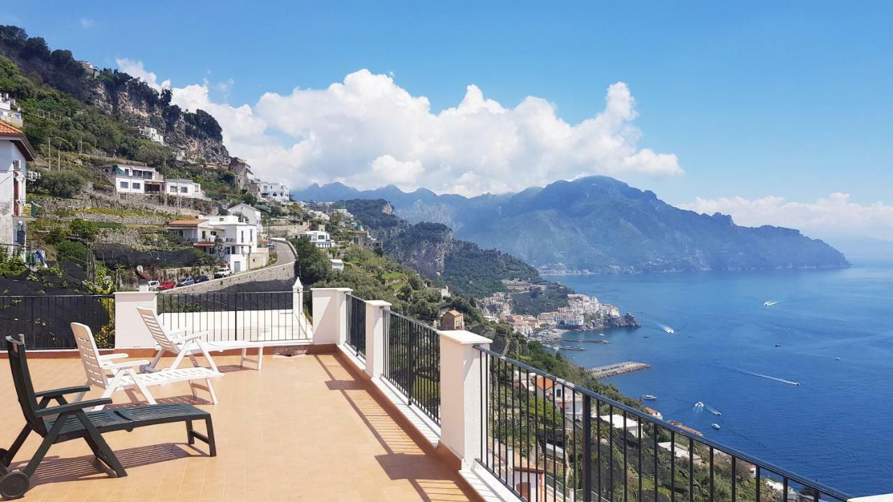 Amalfi Hills Aparthotel Luaran gambar