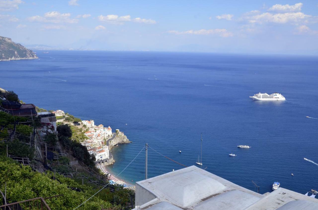 Amalfi Hills Aparthotel Luaran gambar
