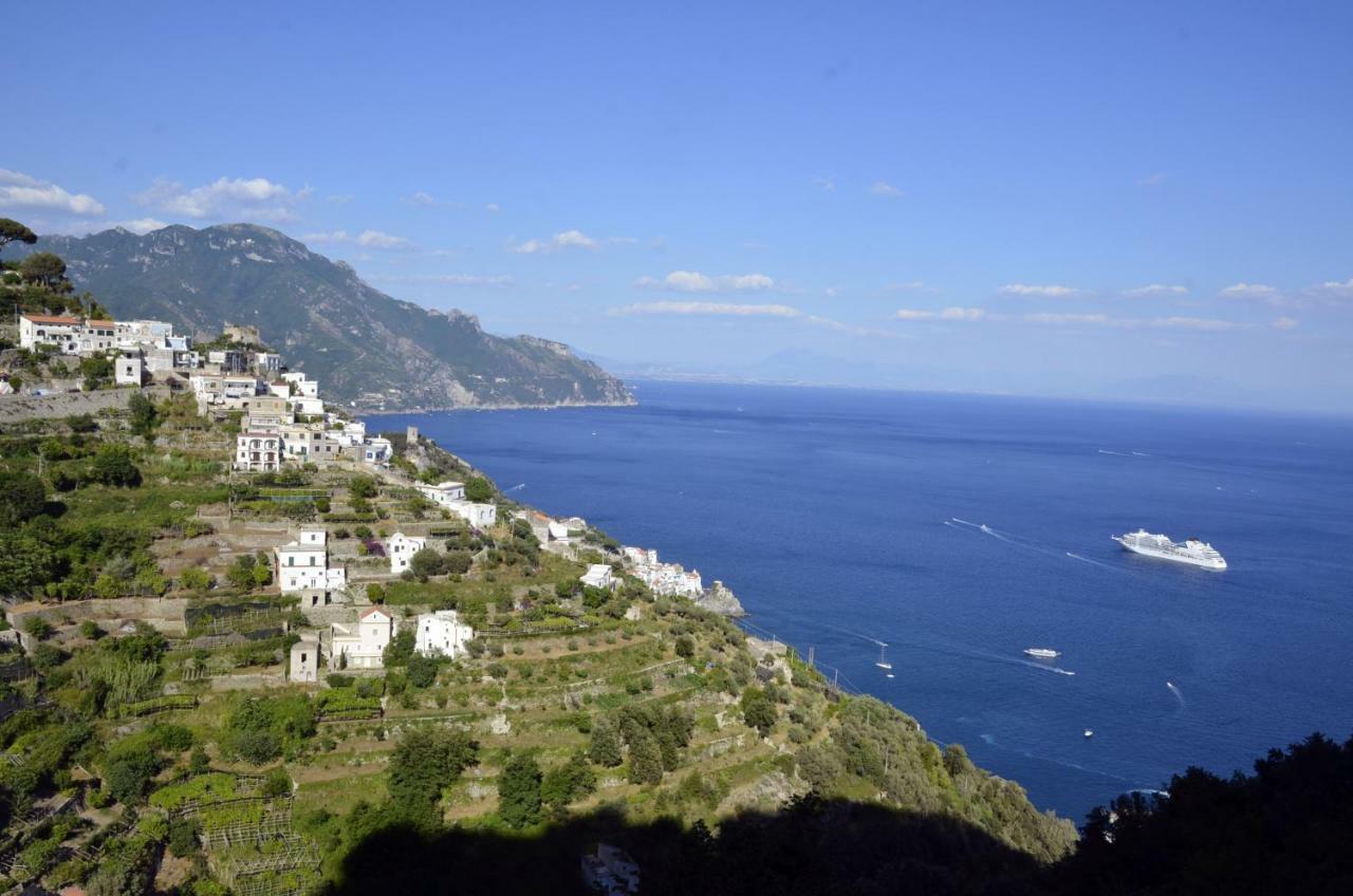Amalfi Hills Aparthotel Luaran gambar